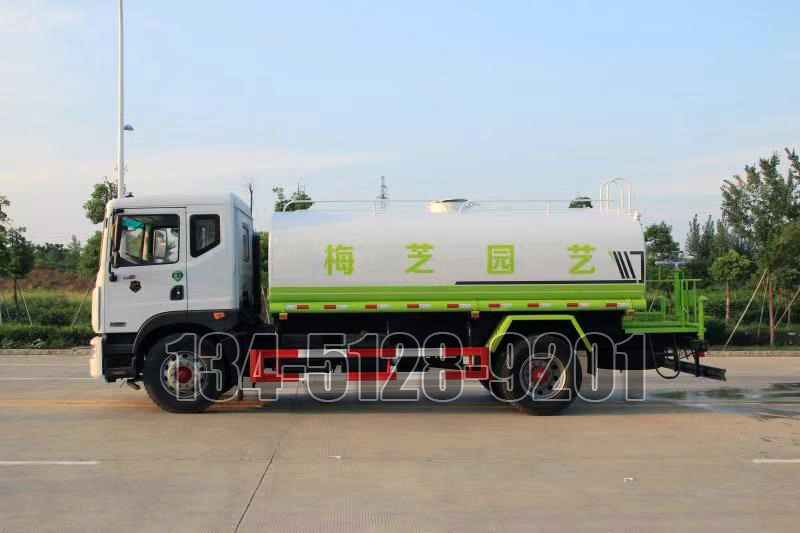 国六东风D9 12方 洒水车