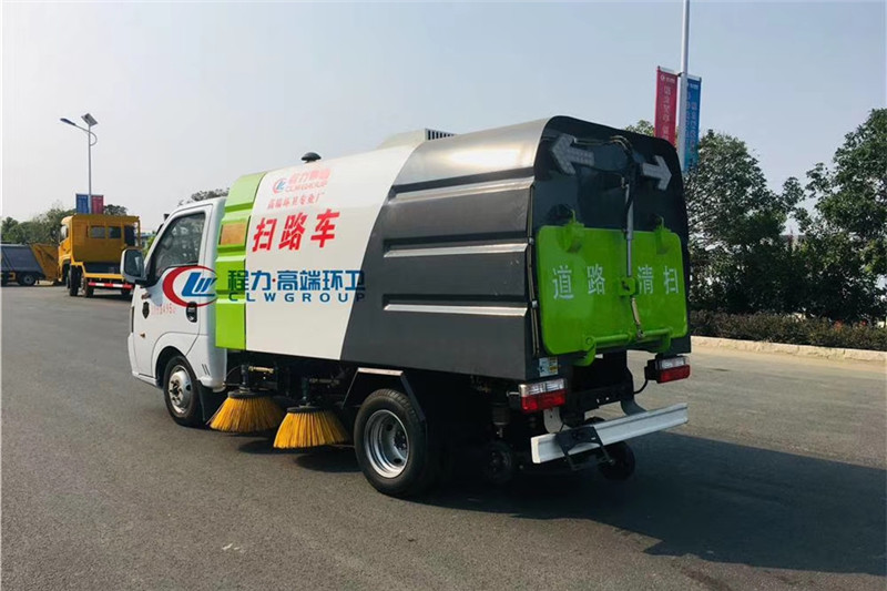 国六东风途逸3方 扫路车